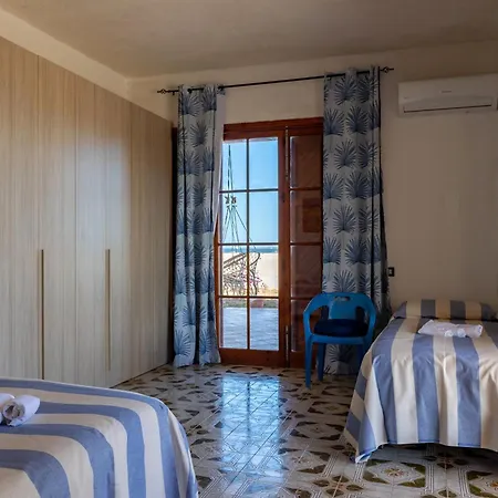 Mare Vento بيت للعطل