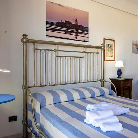 Mare Vento بيت للعطل مارسالا